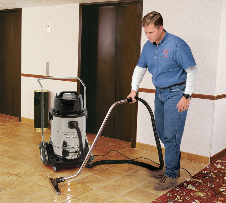 Wet/Dry Vacuum 15 Gallon With Stainless Steel Tank and Tool Kit